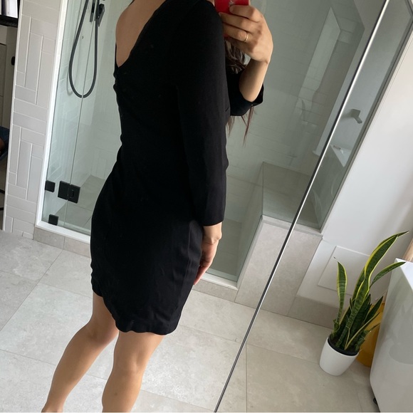 Aritzia black dress - Picture 4 of 7
